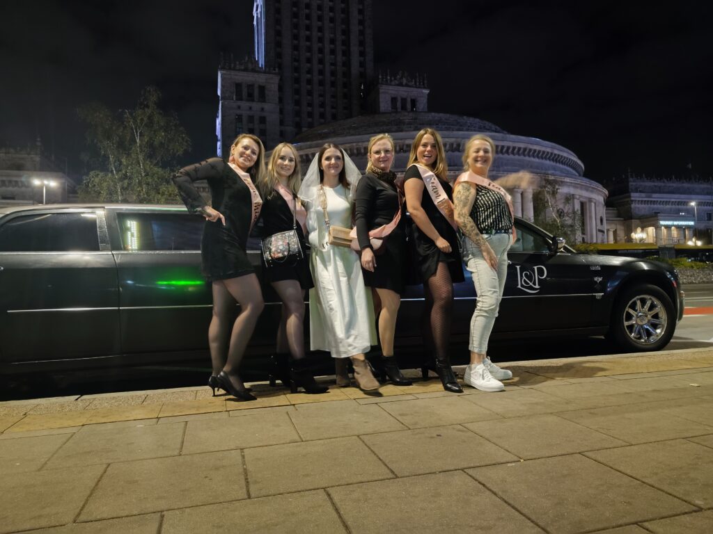 girls from hen party in warsaw rent limousine