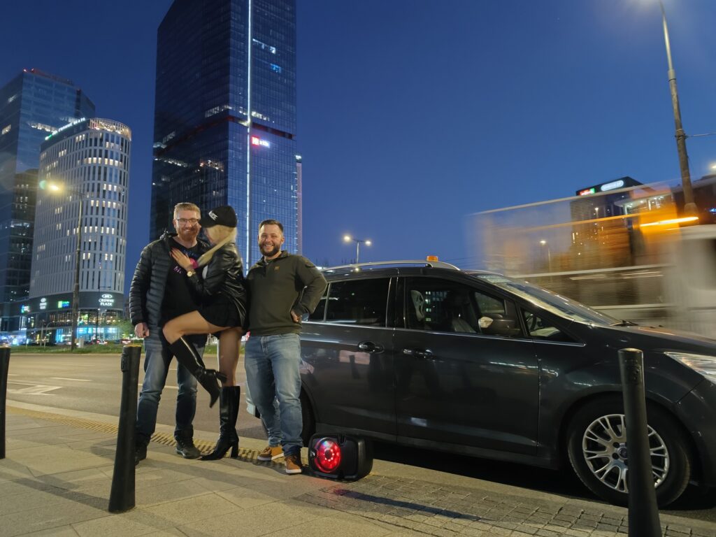 police girl in warsaw arrest groom